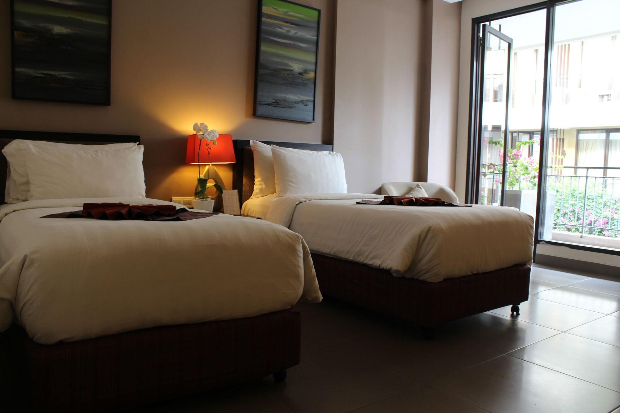 100 Sunset Kuta & Ballroom 3* Kuta Lombok