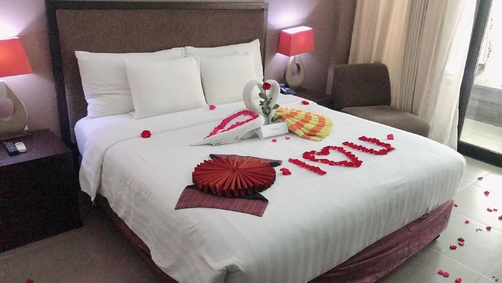 होटल 100 Sunset Kuta & Ballroom Kuta (Bali)